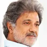 دانلود آهنگ واسه سادگیت بمیرم “هوش مصنوعی” از داریوش